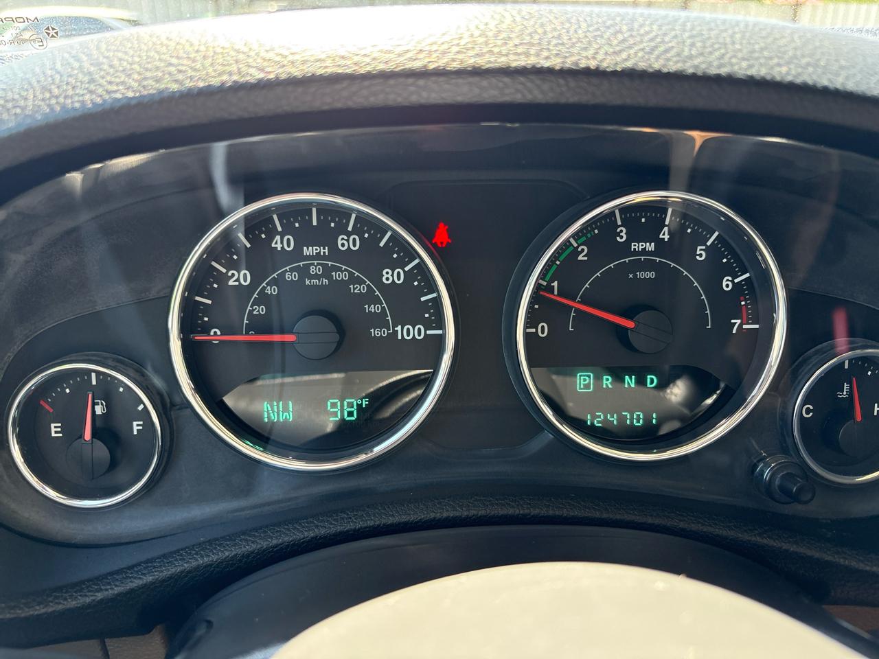 Jeep Wrangler Unlimited 4WD 4dr Sahara 2013