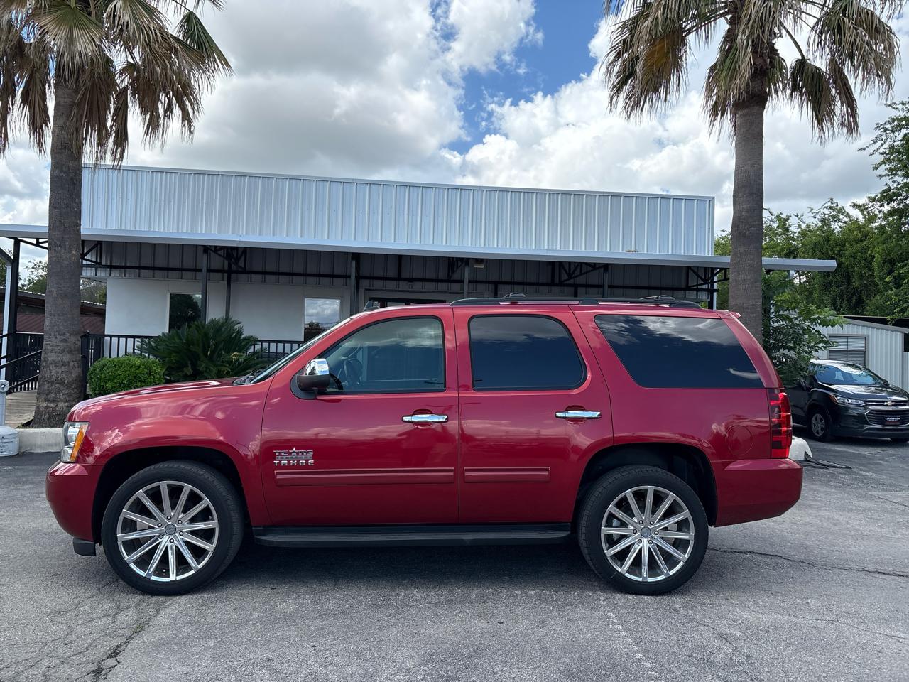 Chevrolet Tahoe 2WD 4dr 1500 LS 2012