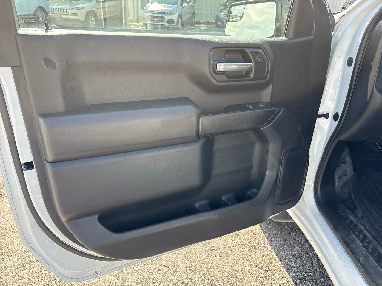 Chevrolet Silverado 1500 2WD Reg Cab 126" Work Truck 2023