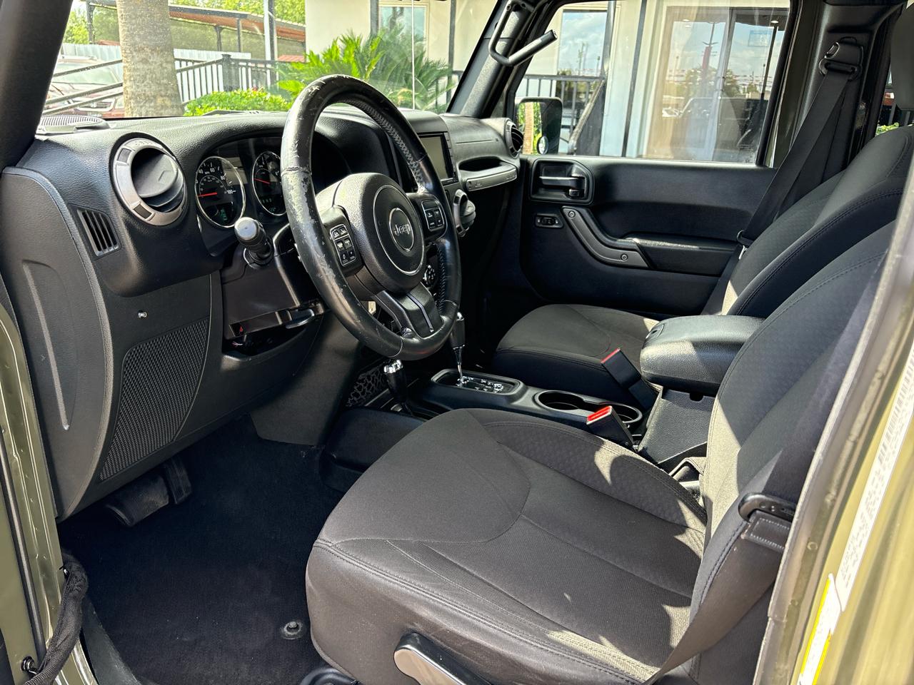 Jeep Wrangler Unlimited 4WD 4dr Sport 2015