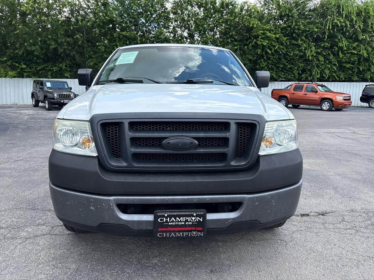 Ford F-150 Reg Cab 126" XLT 2006