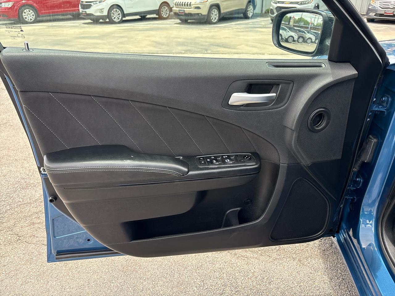 Dodge Charger SXT RWD 2020