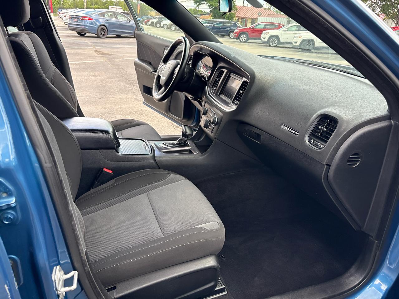 Dodge Charger SXT RWD 2020