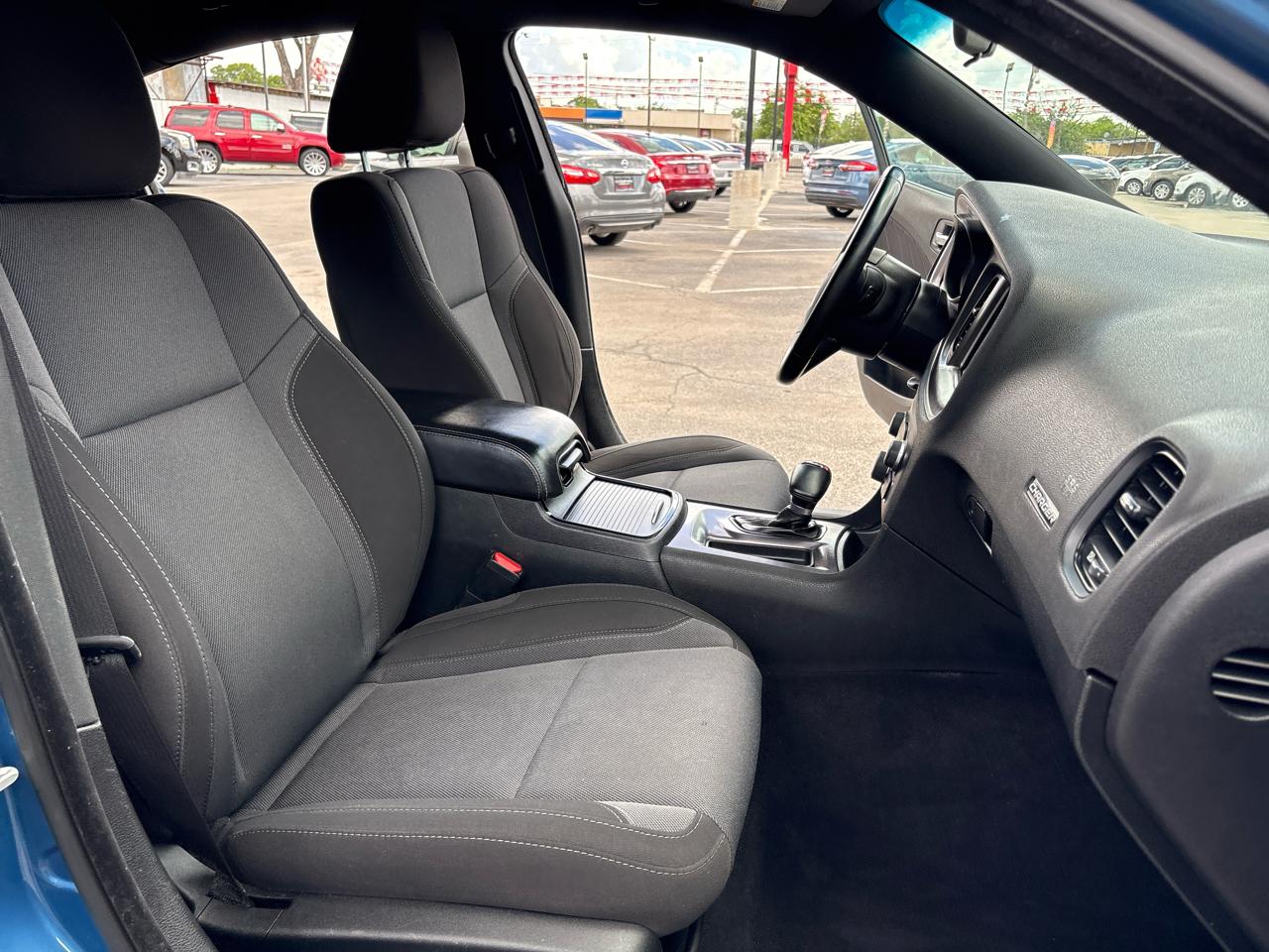 Dodge Charger SXT RWD 2020