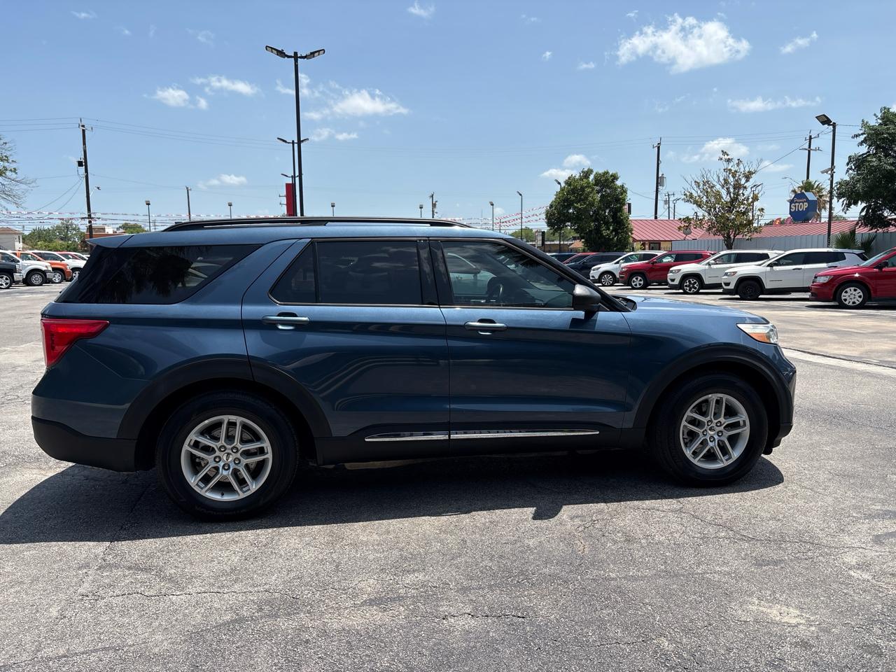 Ford Explorer XLT RWD 2020