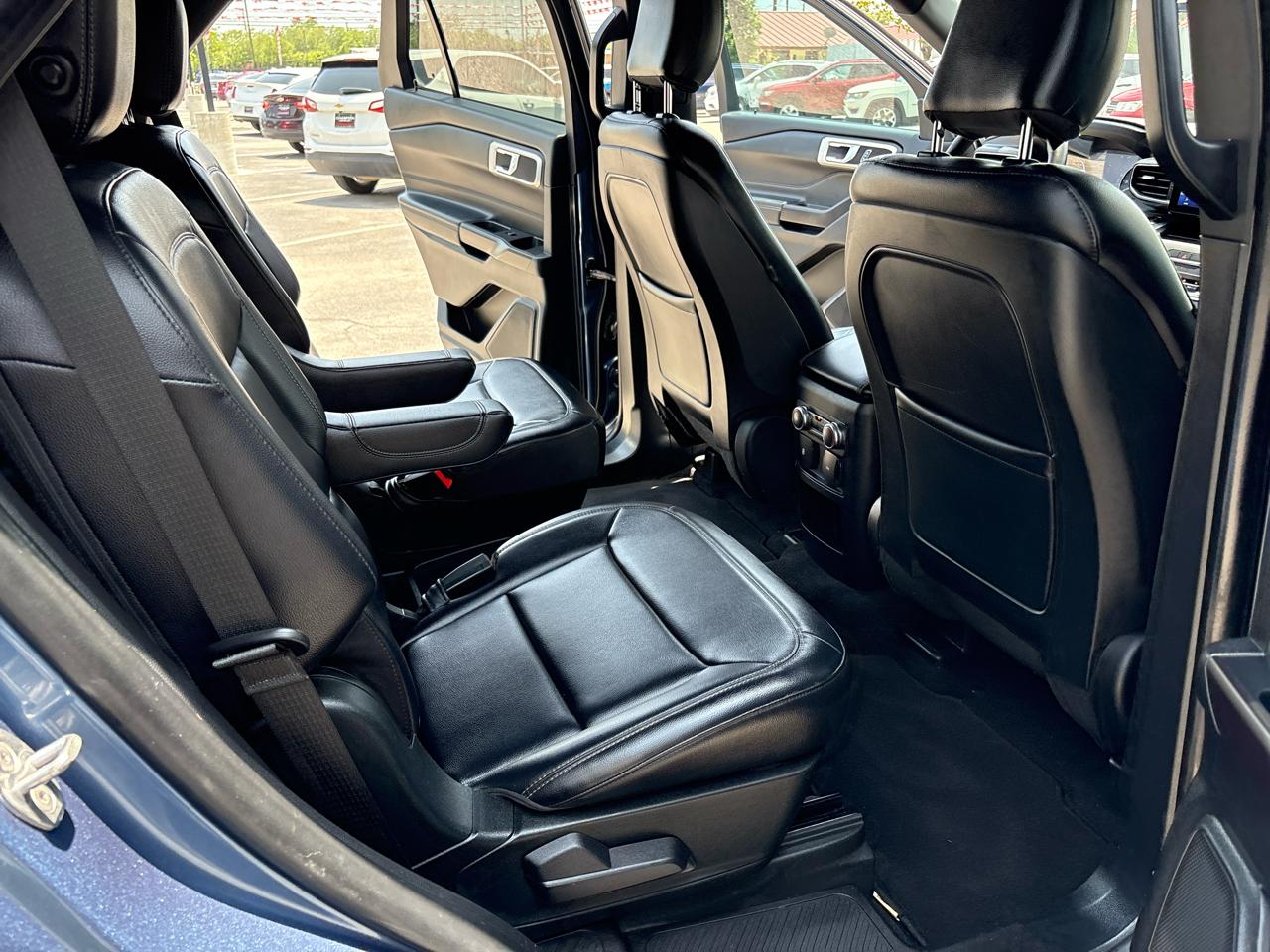 Ford Explorer XLT RWD 2020