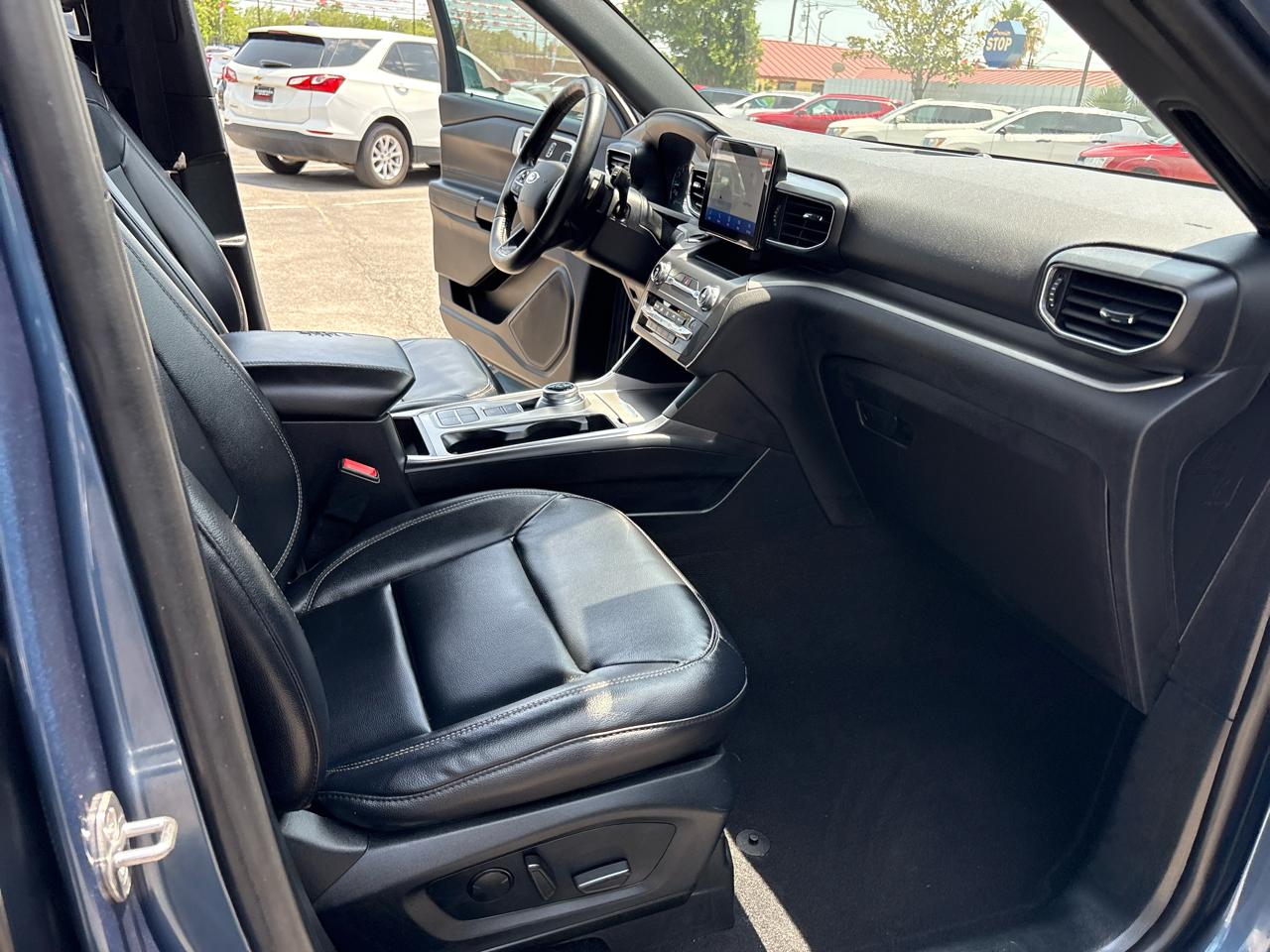 Ford Explorer XLT RWD 2020