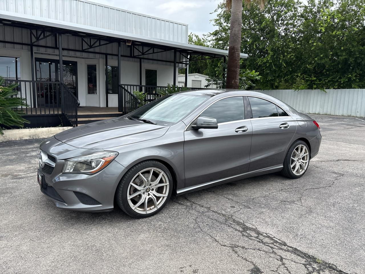 Mercedes-Benz CLA-Class 4dr Sdn CLA 250 FWD 2015