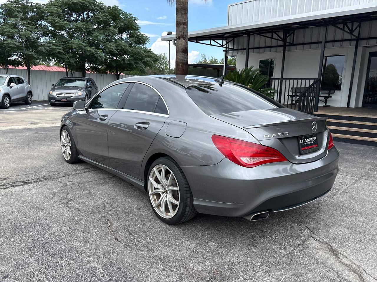 Mercedes-Benz CLA-Class 4dr Sdn CLA 250 FWD 2015