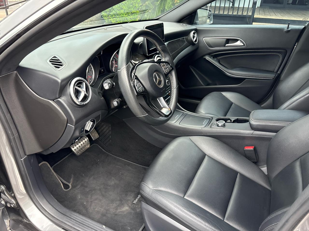 Mercedes-Benz CLA-Class 4dr Sdn CLA 250 FWD 2015