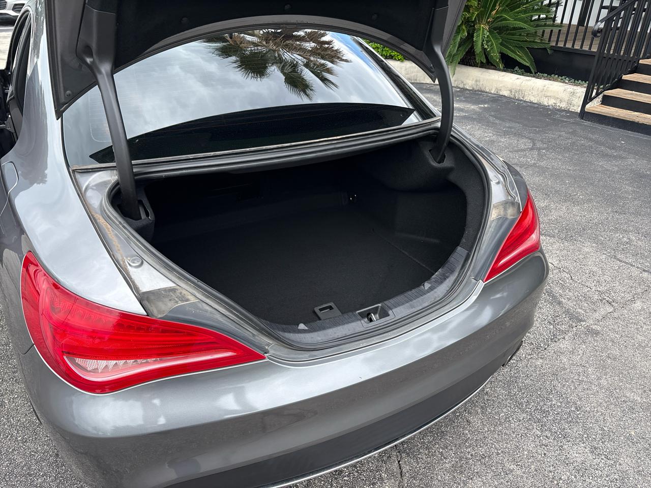 Mercedes-Benz CLA-Class 4dr Sdn CLA 250 FWD 2015