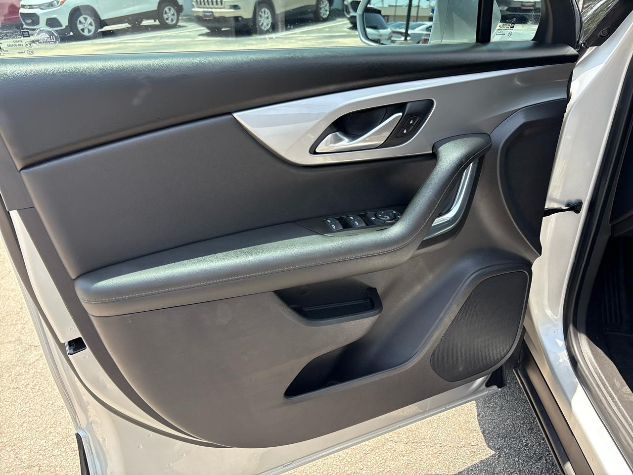 Chevrolet Blazer FWD 4dr w/1LT 2019