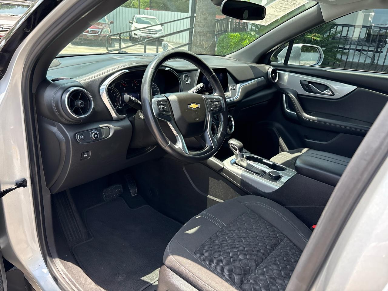 Chevrolet Blazer FWD 4dr w/1LT 2019