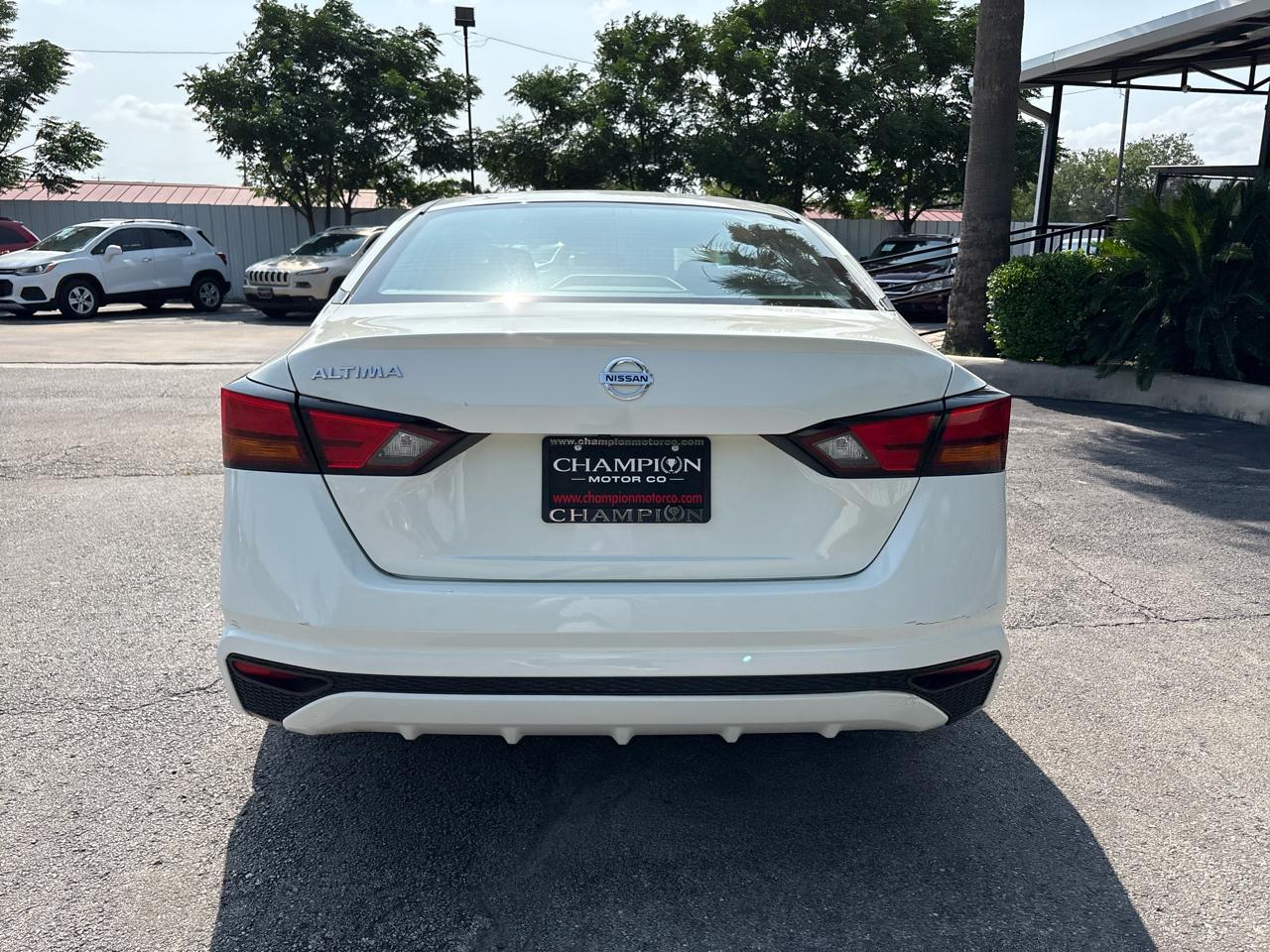 Nissan Altima 2.5 S Sedan 2022
