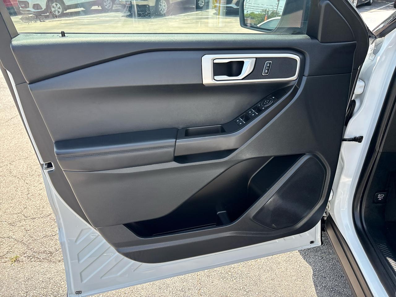 Ford Explorer Base RWD 2020