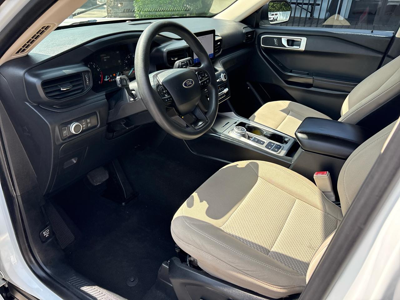 Ford Explorer Base RWD 2020