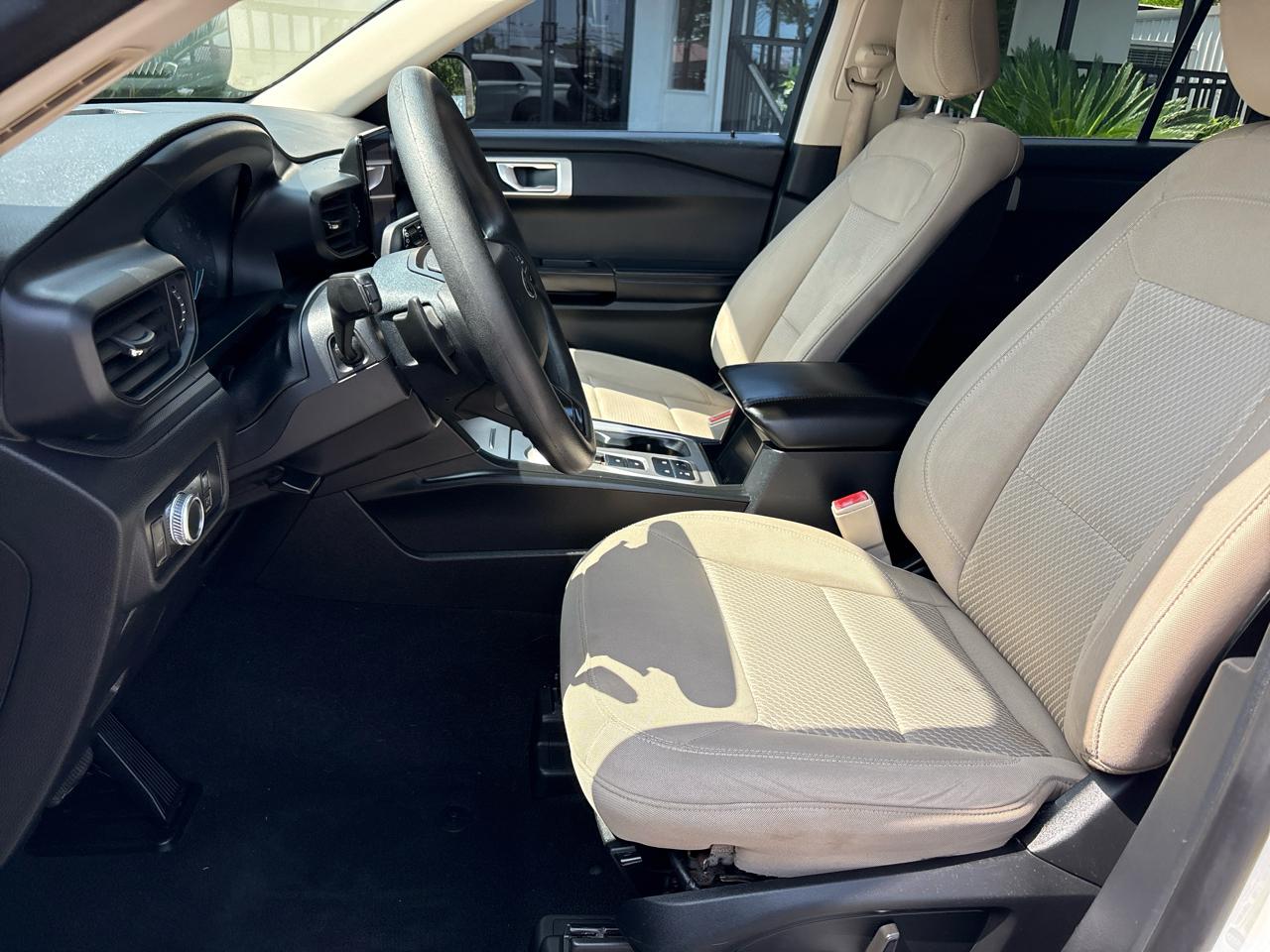 Ford Explorer Base RWD 2020