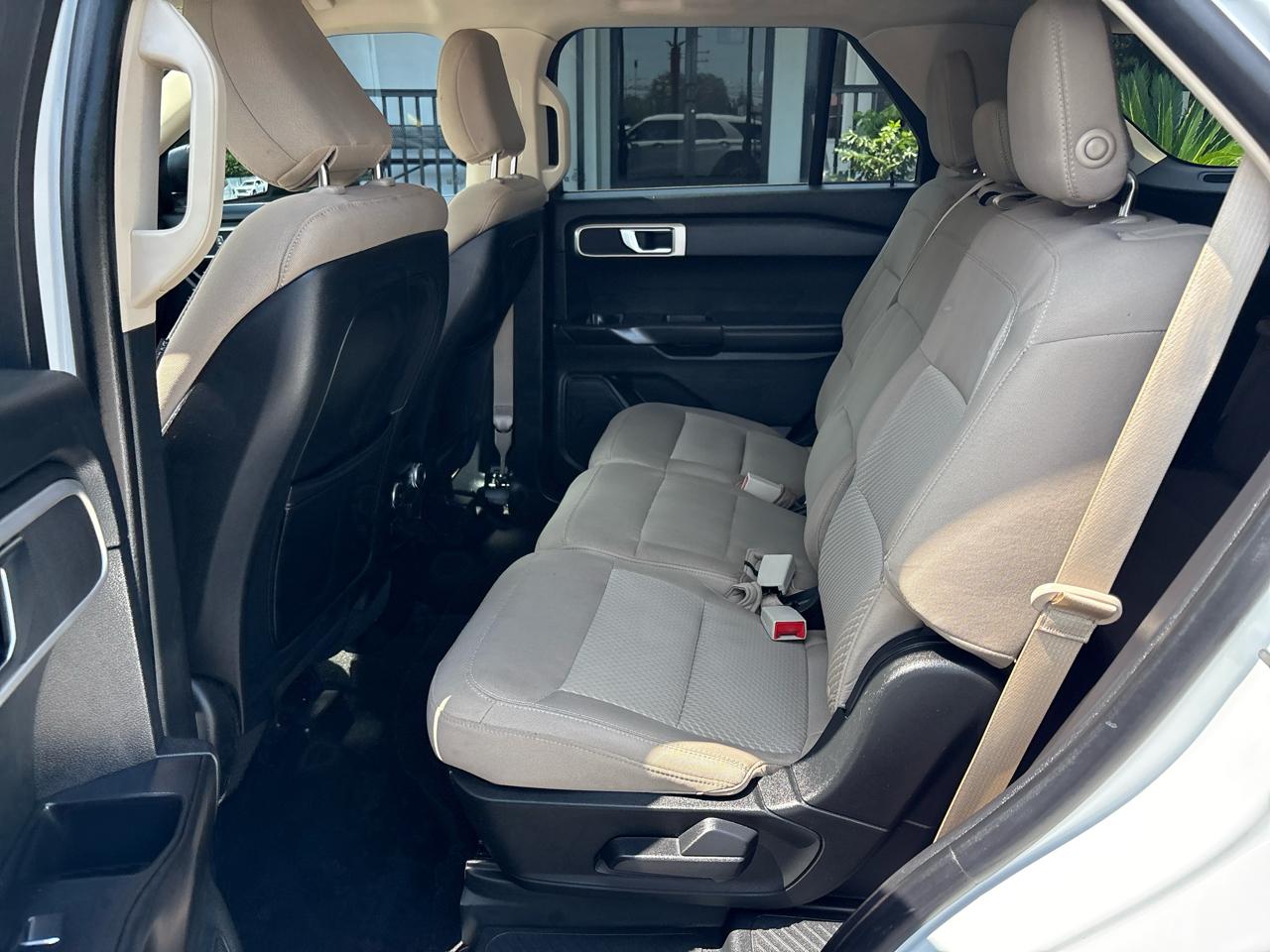 Ford Explorer Base RWD 2020
