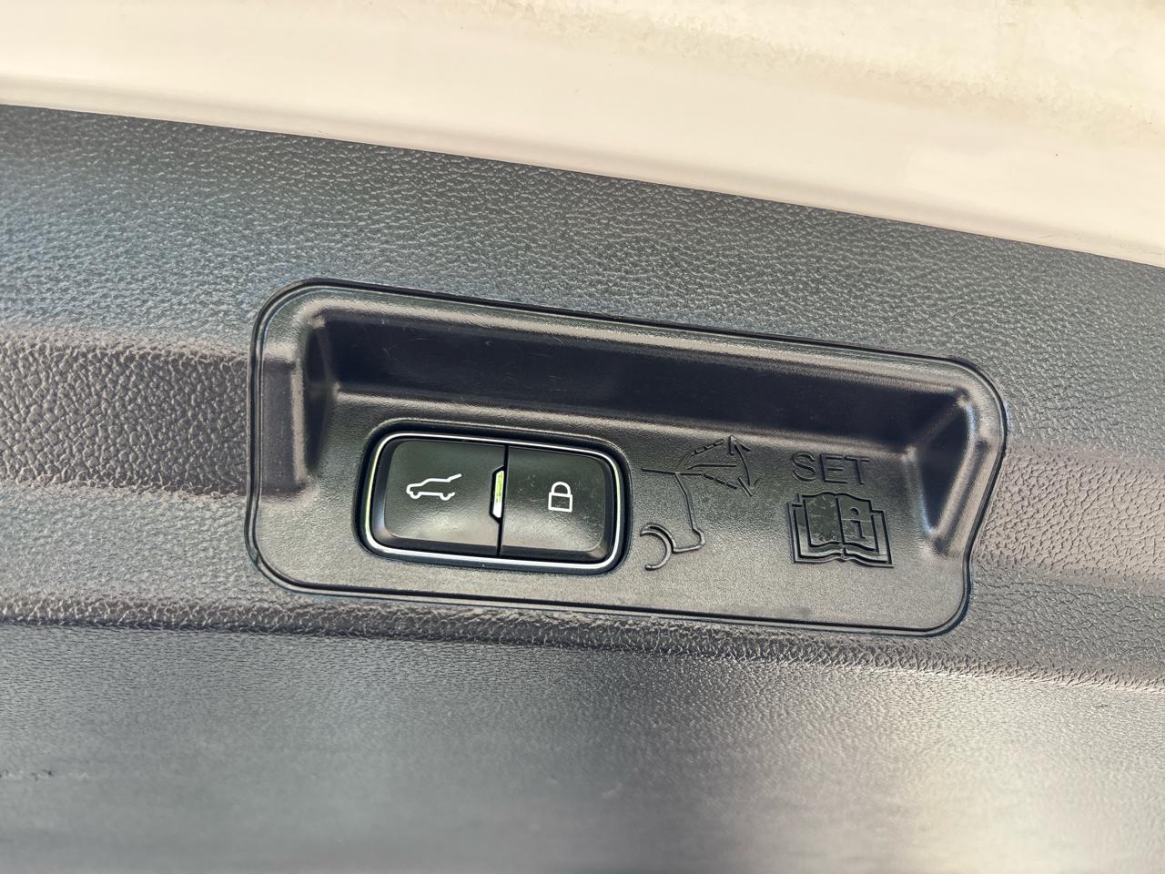 Ford Explorer Base RWD 2020