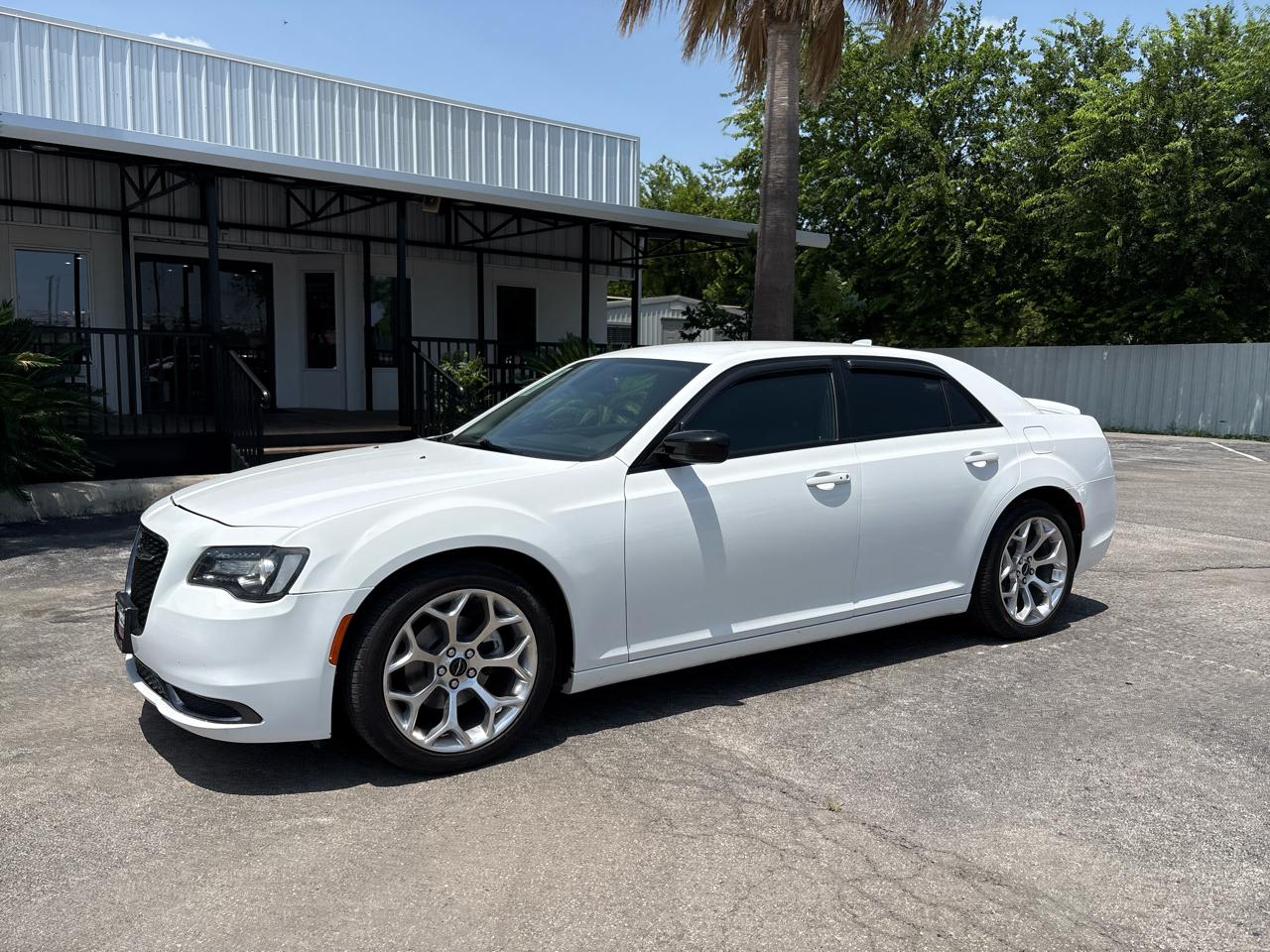 Chrysler 300 Touring RWD 2018