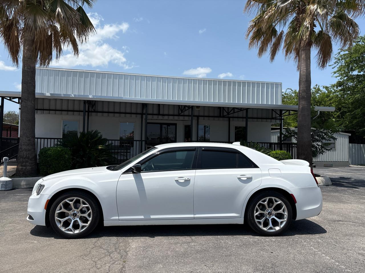 Chrysler 300 Touring RWD 2018