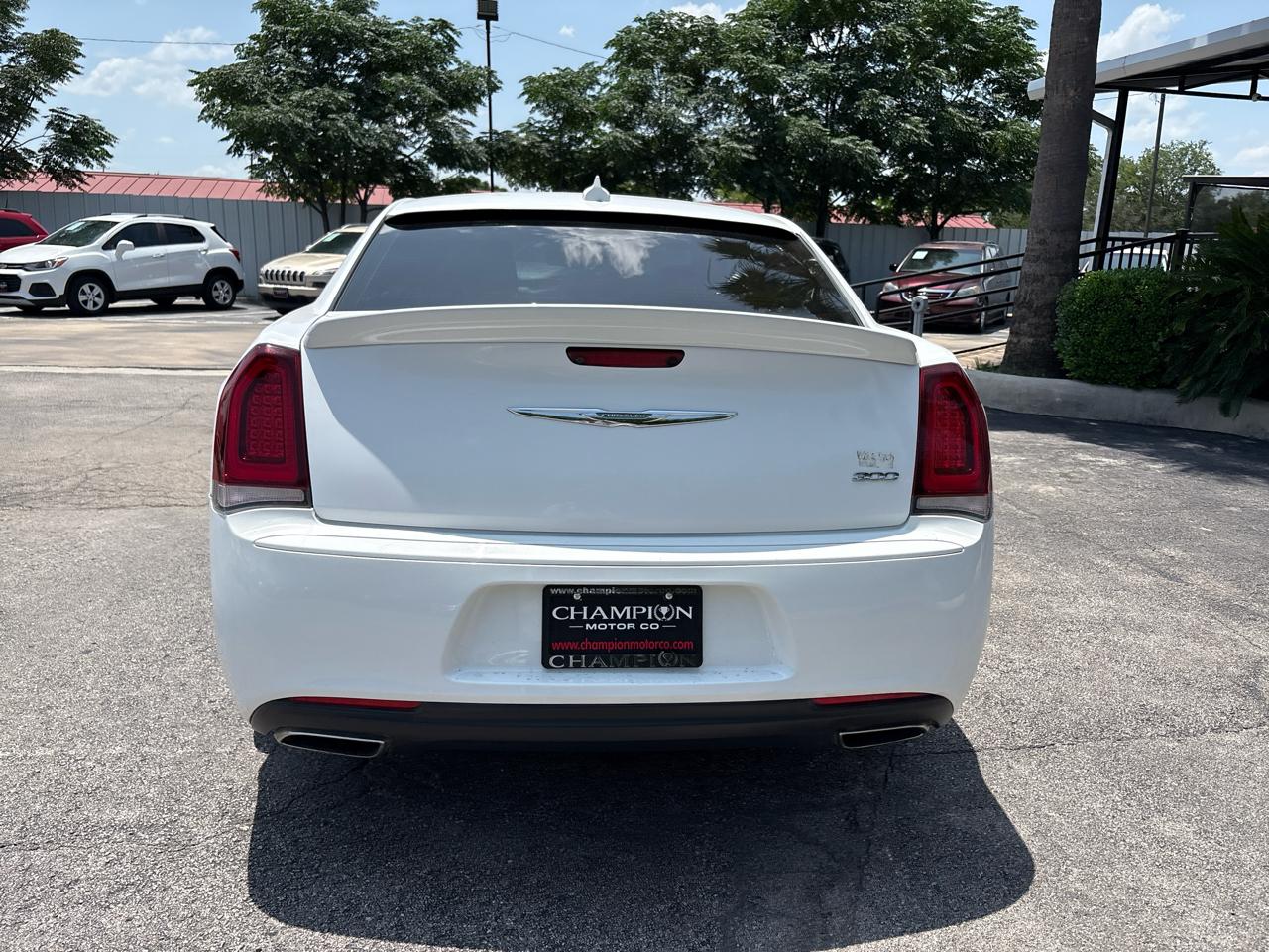 Chrysler 300 Touring RWD 2018