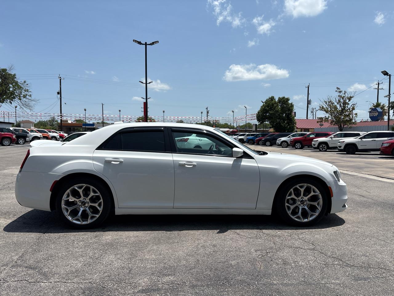 Chrysler 300 Touring RWD 2018