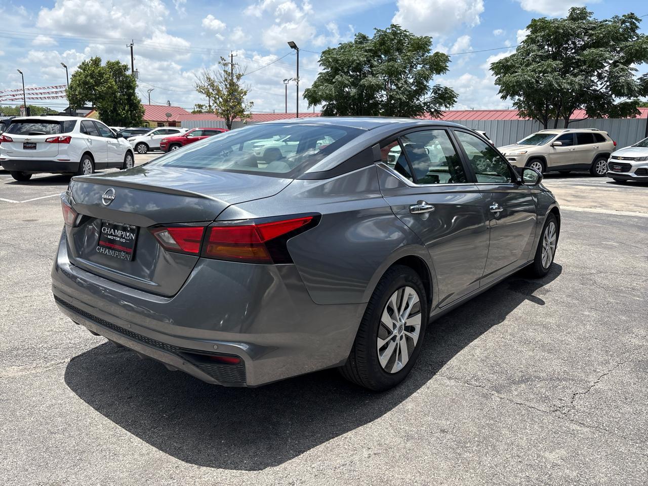 Nissan Altima 2.5 S Sedan 2023