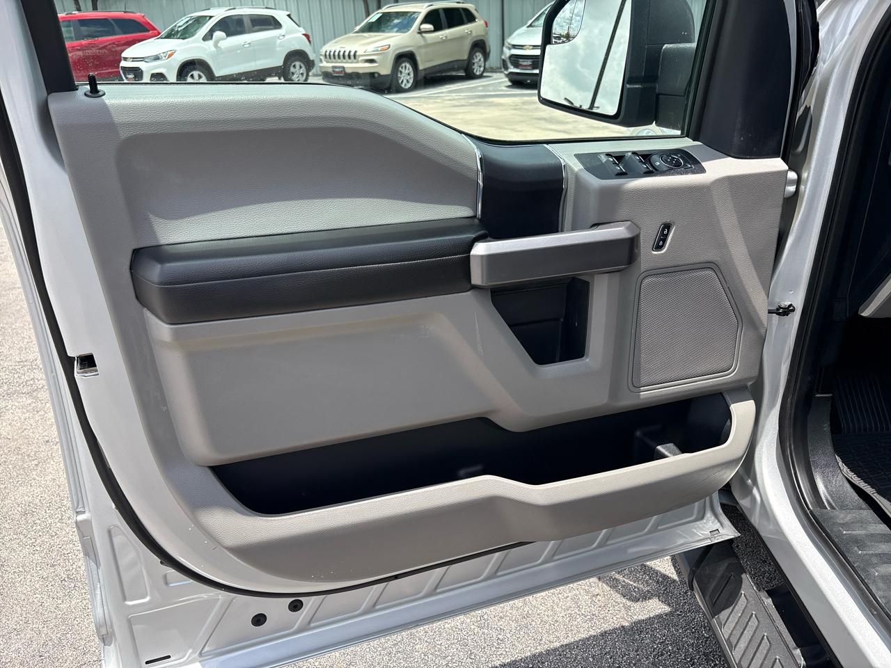 Ford F-150 XLT 2WD SuperCrew 5.5' Box 2019