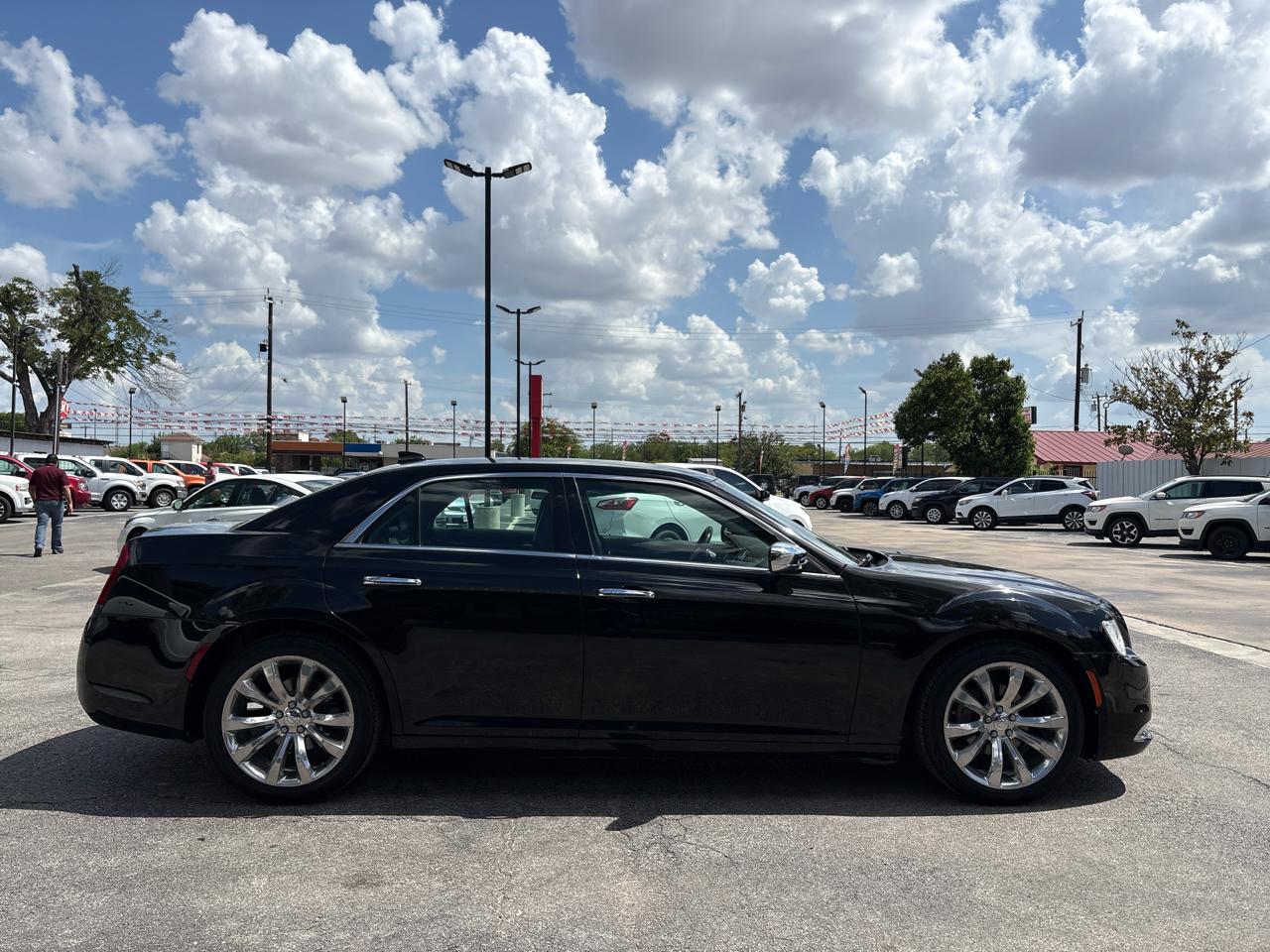 Chrysler 300 Limited RWD 2019