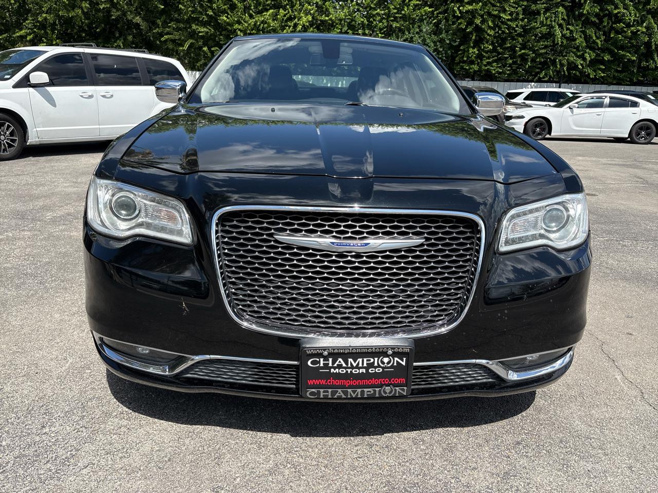 Chrysler 300 Limited RWD 2019