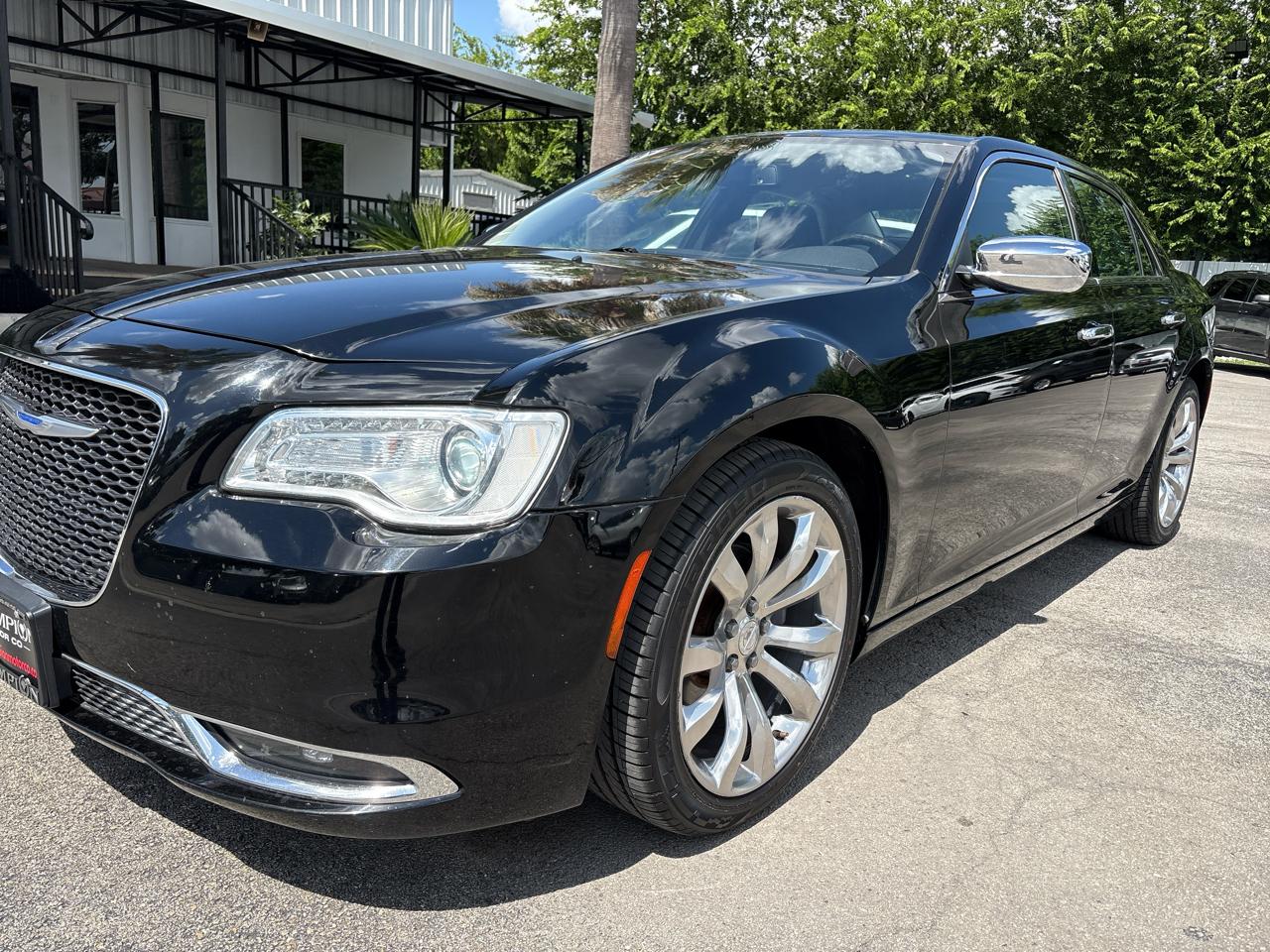 Chrysler 300 Limited RWD 2019