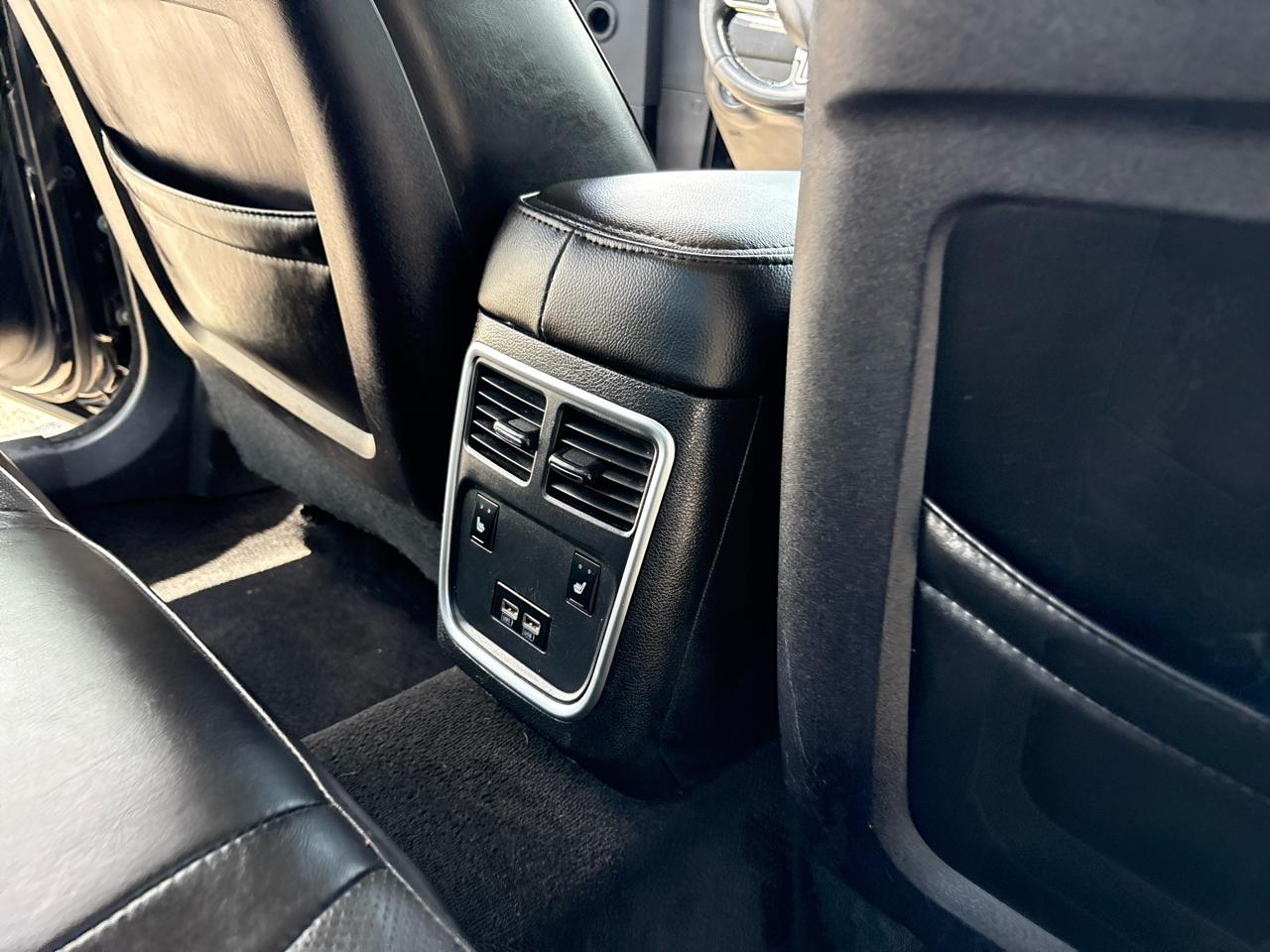 Chrysler 300 Limited RWD 2019