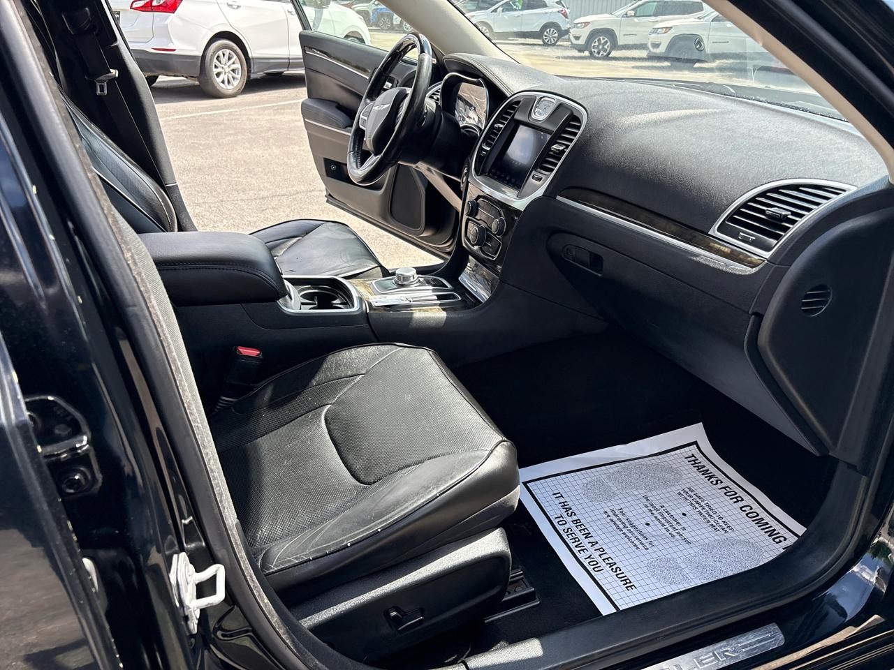 Chrysler 300 Limited RWD 2019