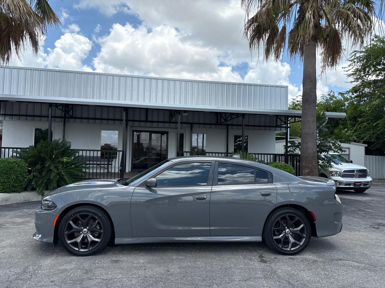 Dodge Charger SXT Plus RWD 2018