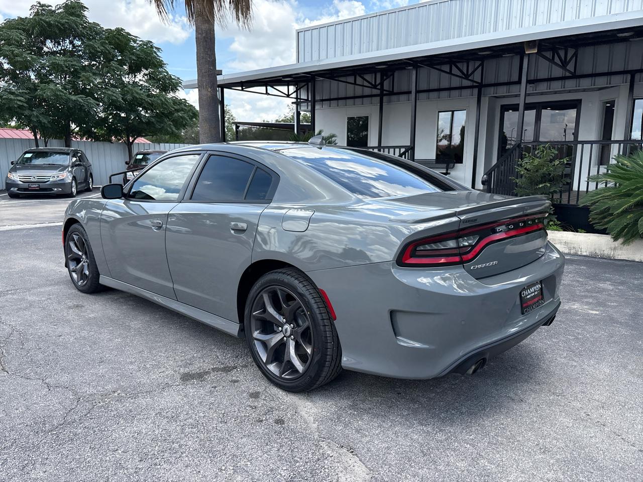 Dodge Charger SXT Plus RWD 2018