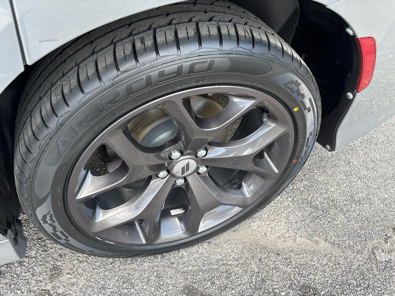 Dodge Charger SXT Plus RWD 2018