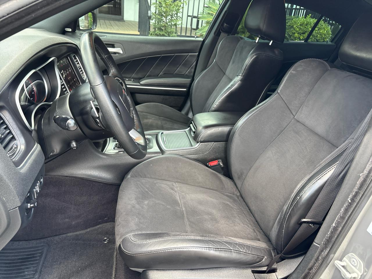 Dodge Charger SXT Plus RWD 2018