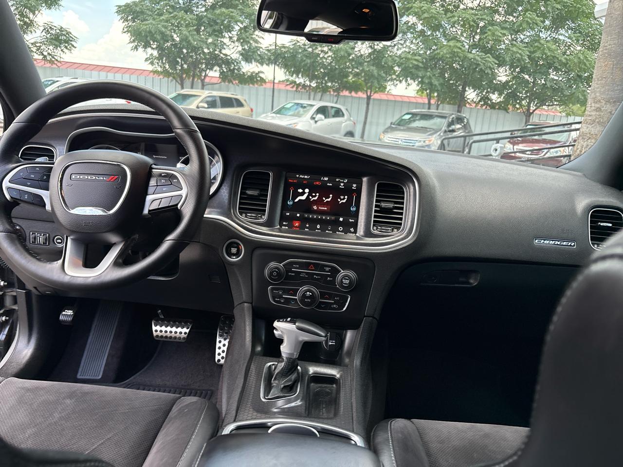 Dodge Charger SXT Plus RWD 2018