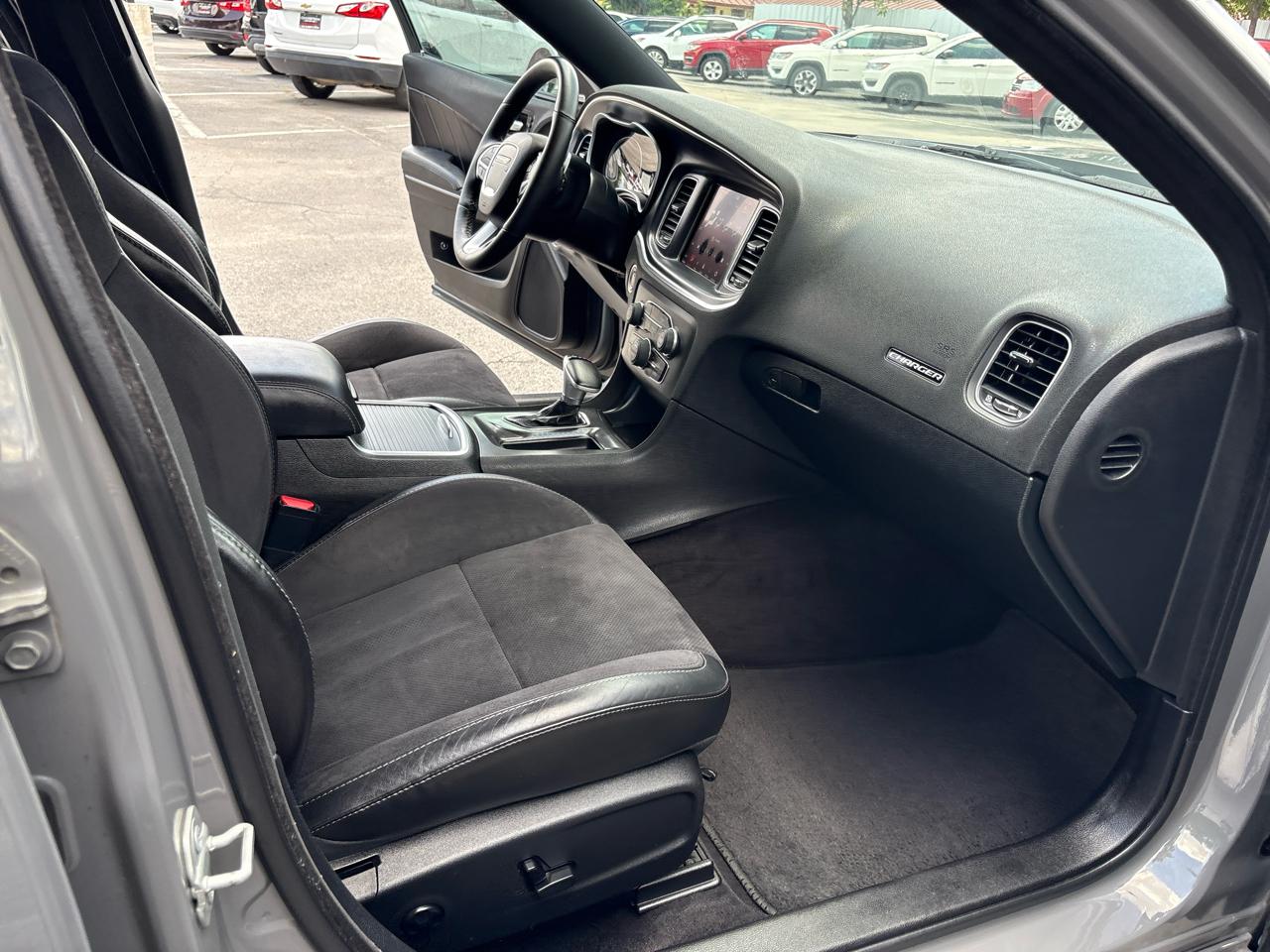 Dodge Charger SXT Plus RWD 2018