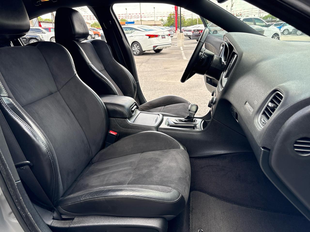 Dodge Charger SXT Plus RWD 2018