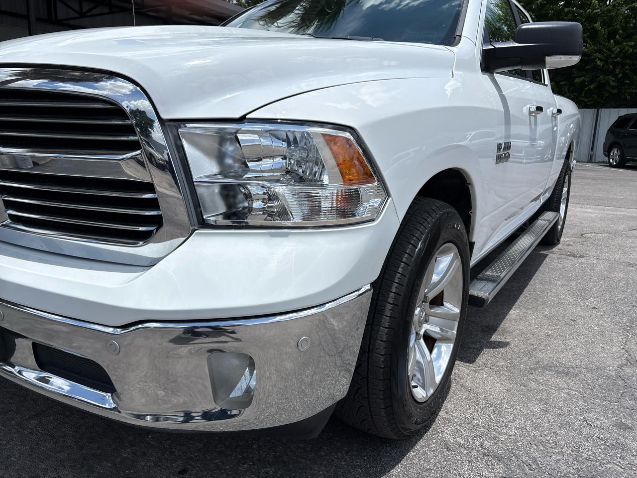RAM 1500 2WD Quad Cab 140.5" Lone Star 2014