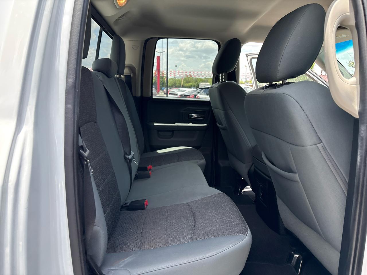 RAM 1500 2WD Quad Cab 140.5" Lone Star 2014