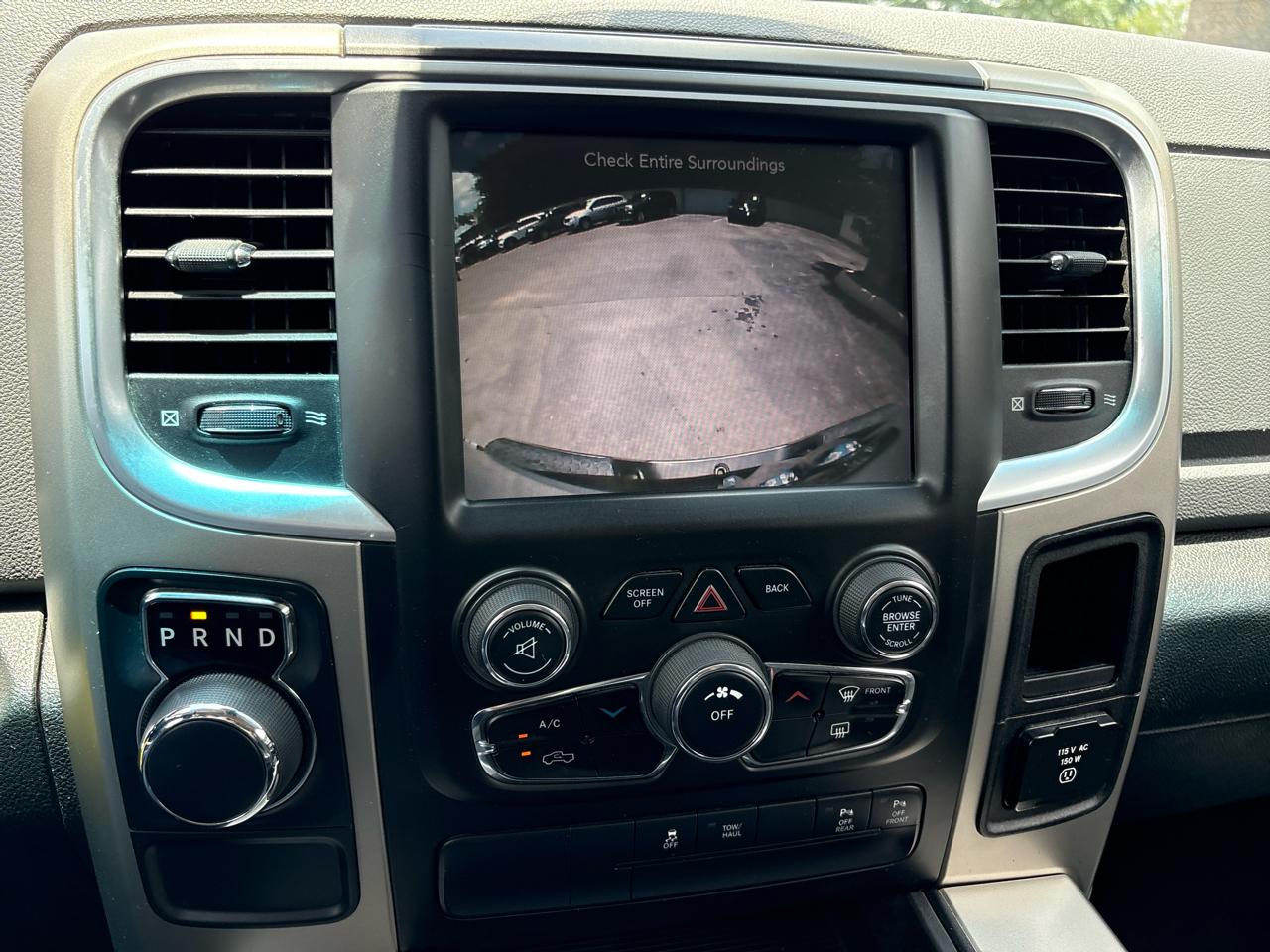 RAM 1500 2WD Quad Cab 140.5" Lone Star 2014