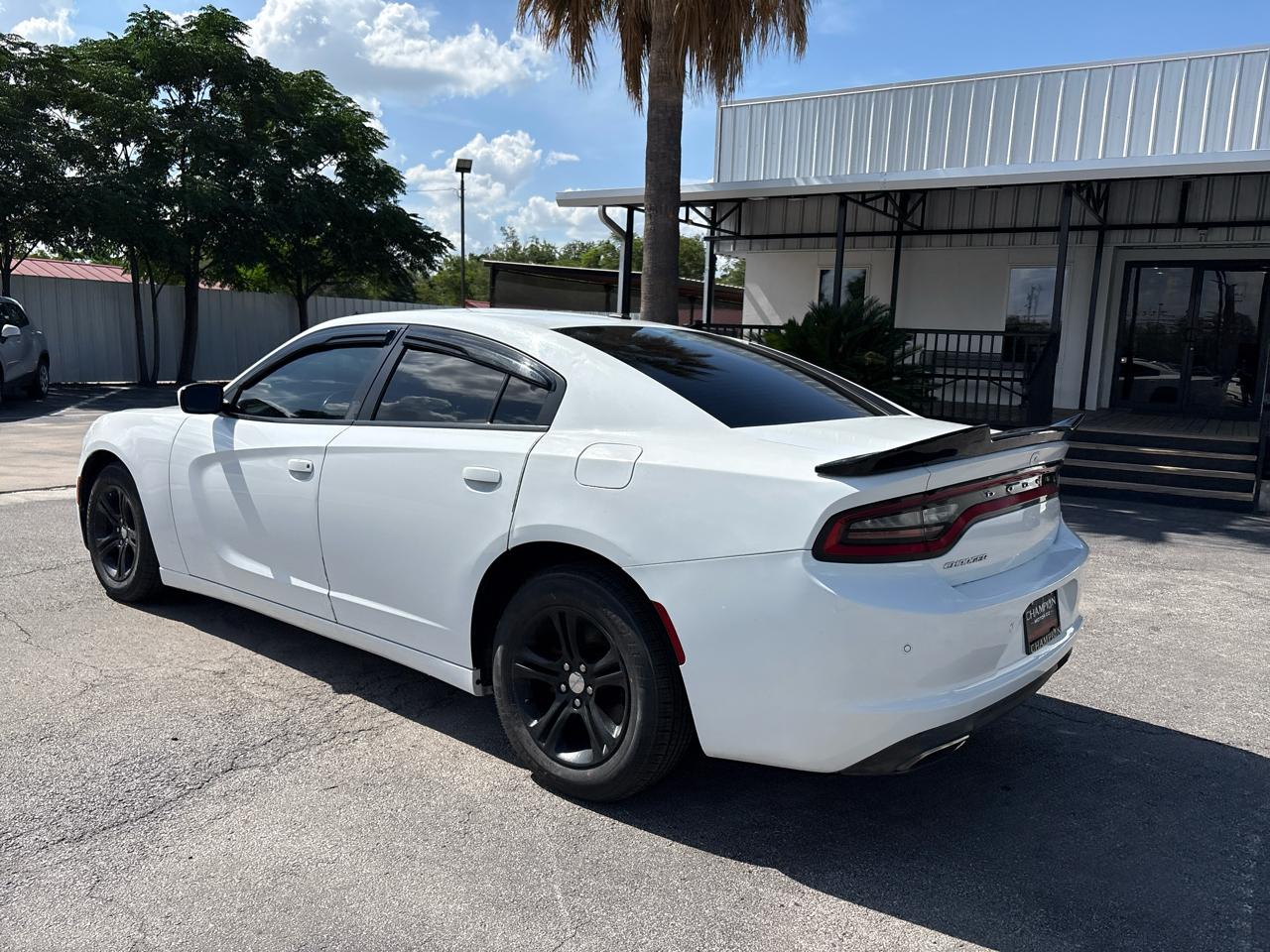 Dodge Charger SXT RWD 2019