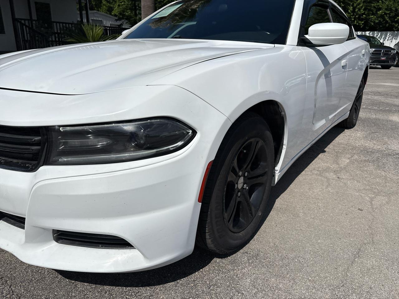 Dodge Charger SXT RWD 2019