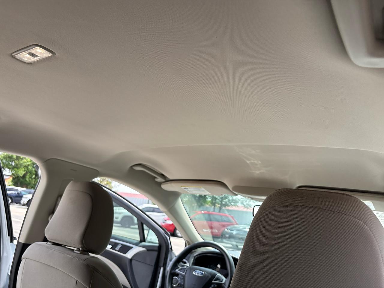 Ford Fusion S FWD 2020