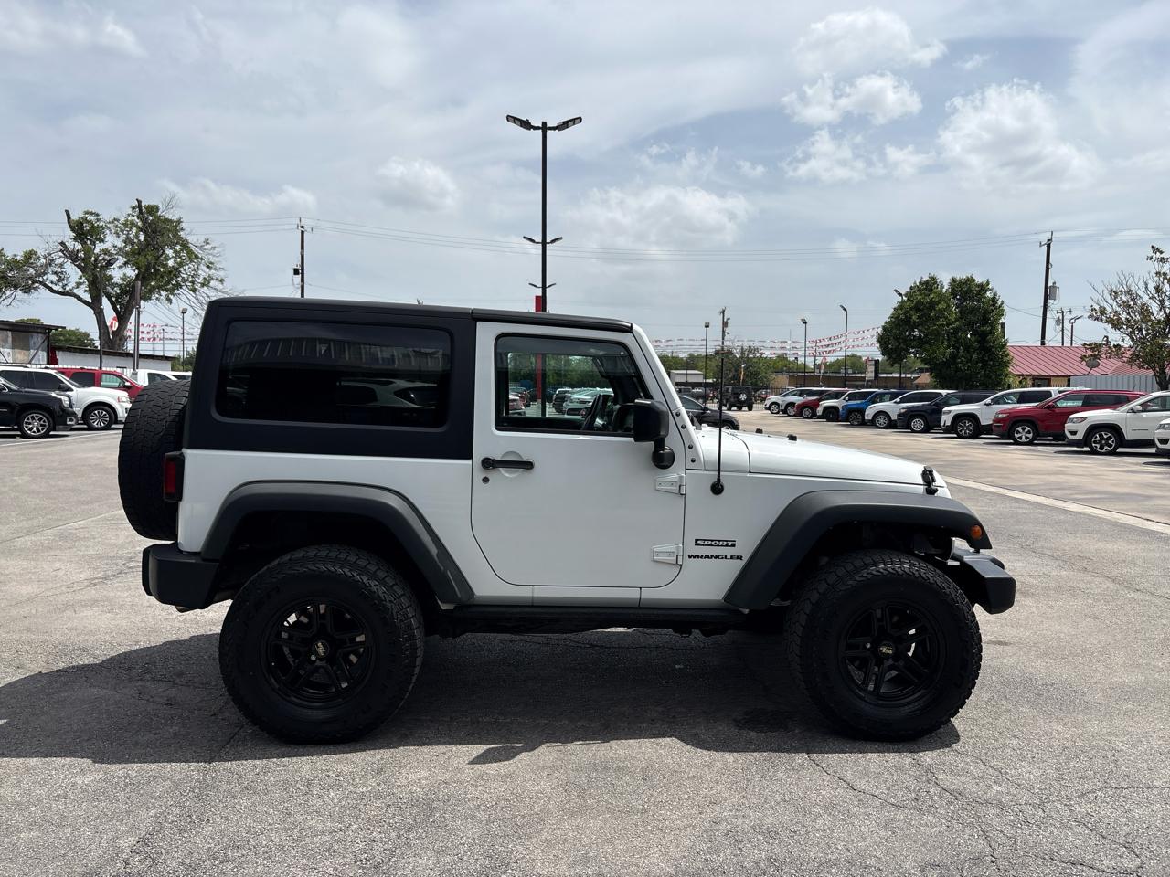 Jeep Wrangler 4WD 2dr Sport 2014
