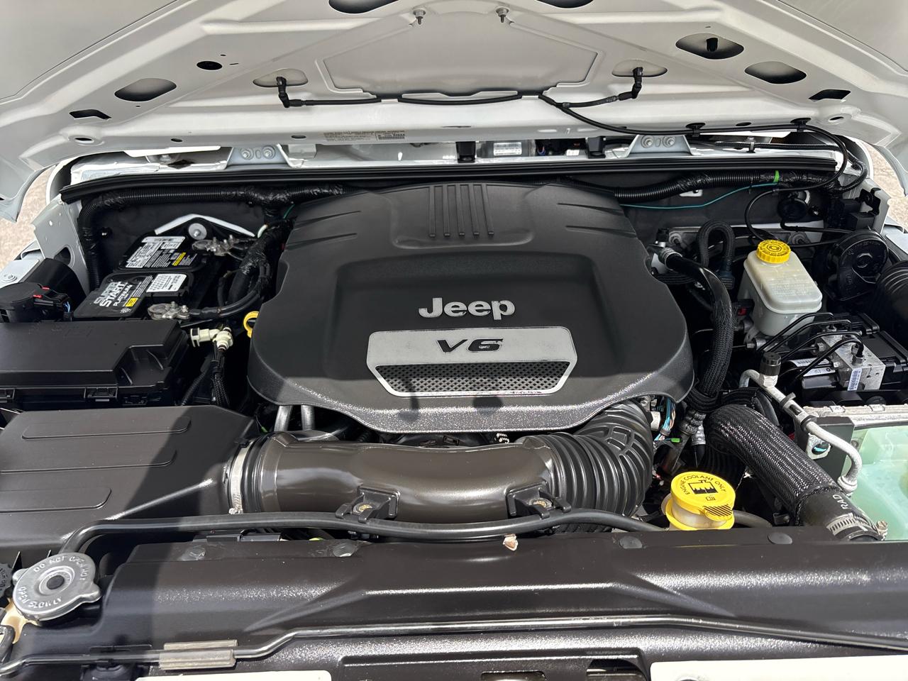 Jeep Wrangler 4WD 2dr Sport 2014