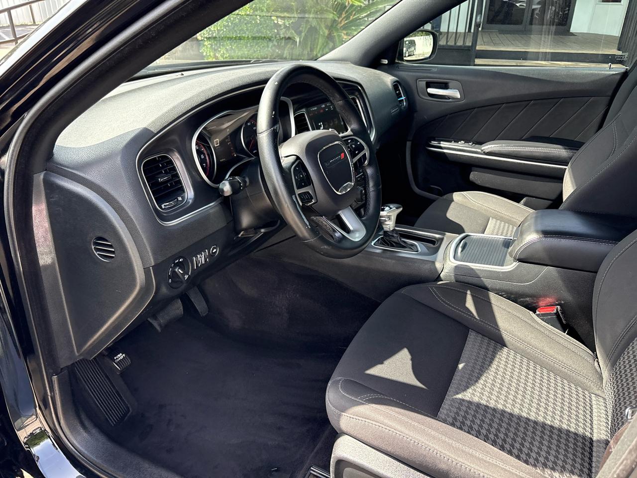 Dodge Charger SXT Plus RWD 2018
